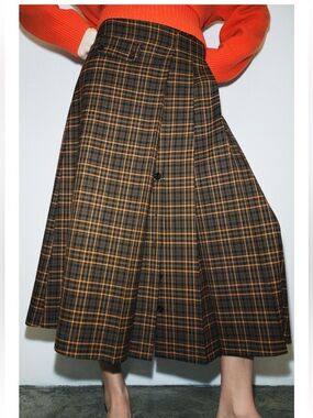 Zara ZW Collection Plaid Midi Skirt features a high-waisted design